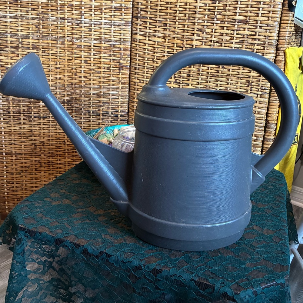 NWOT Bloem’s Watering Can - Picture 3 of 4